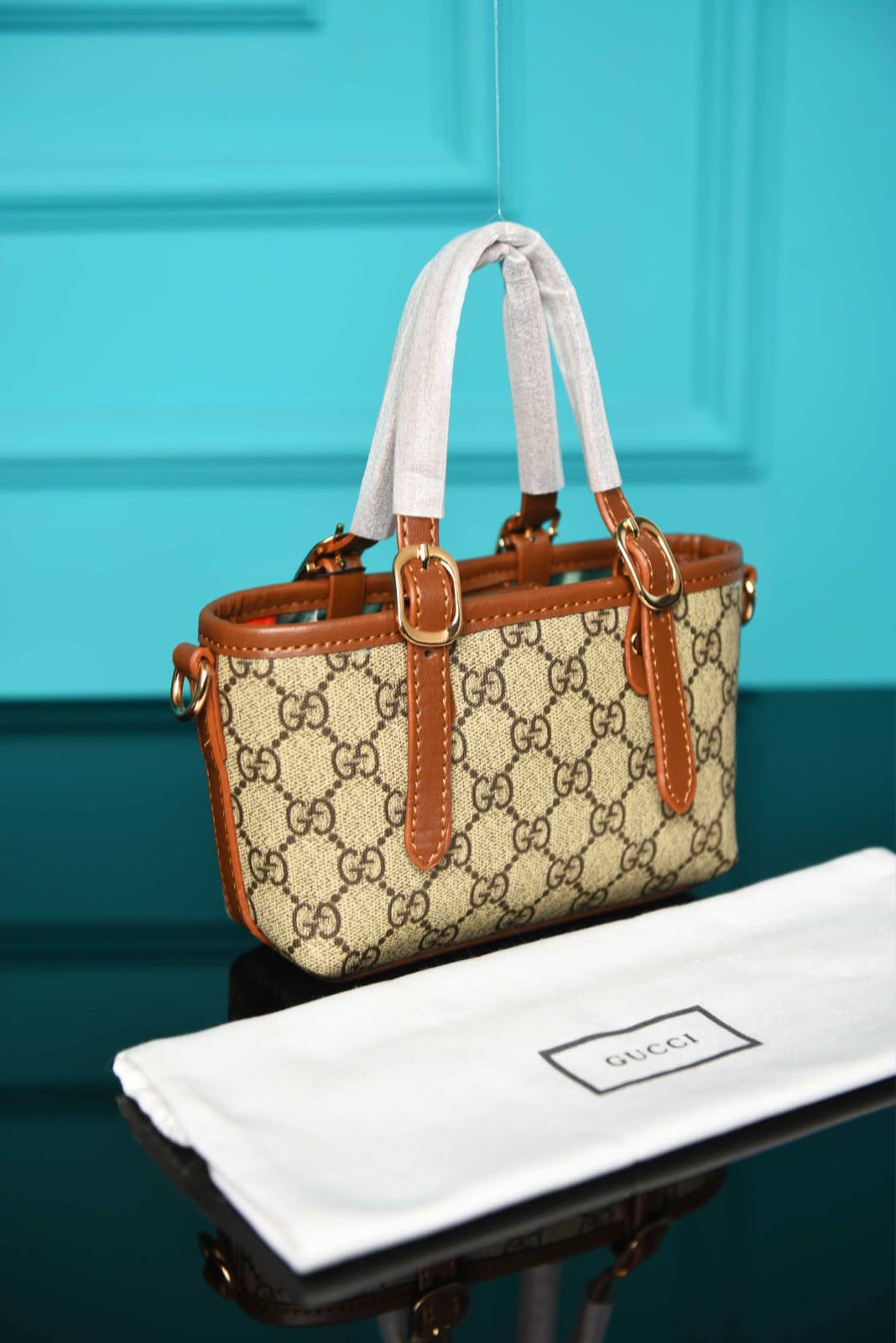GG- Emblem Bag