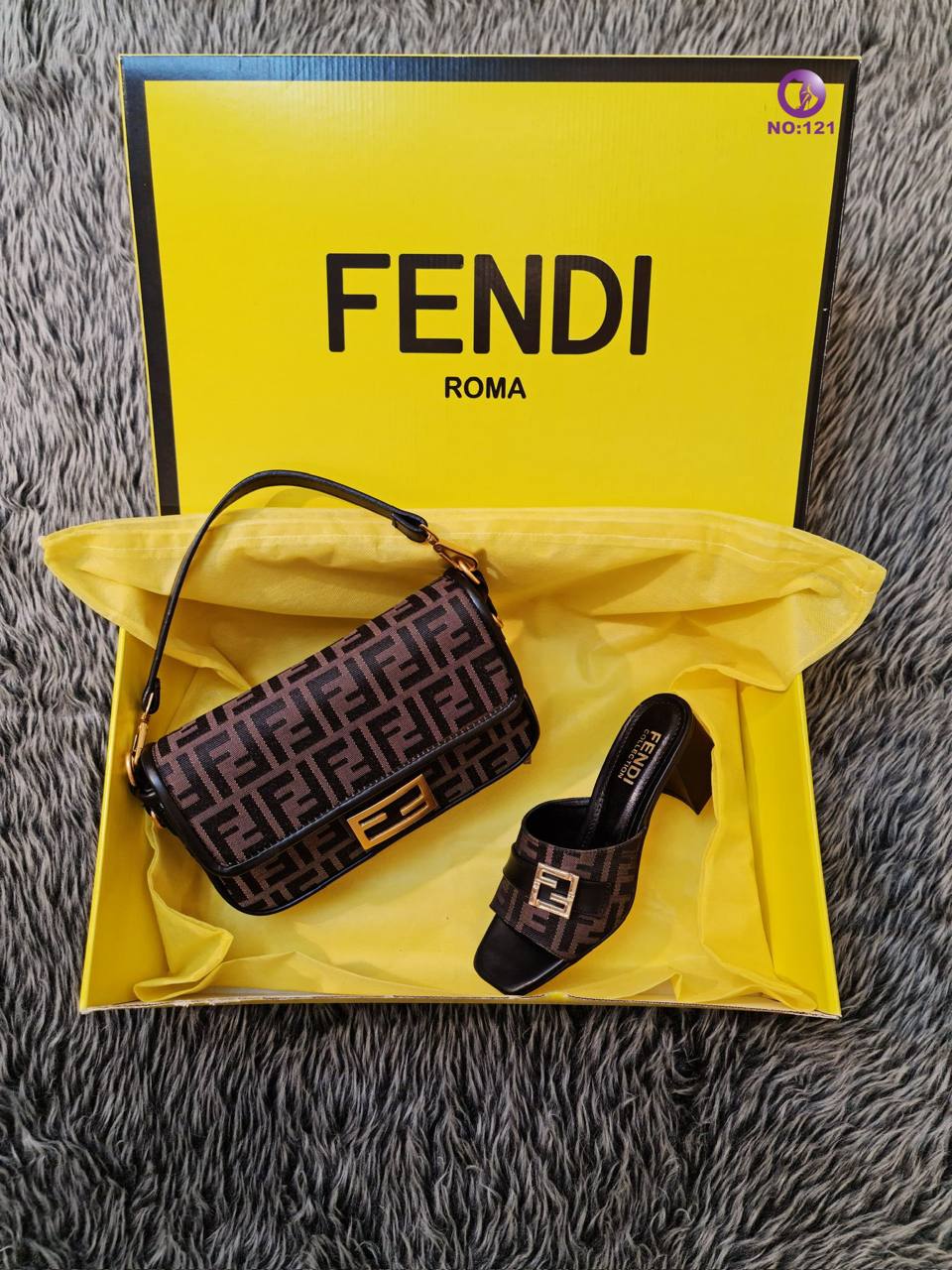 FND TASCHE,SCHUHE KOMBINIEREN