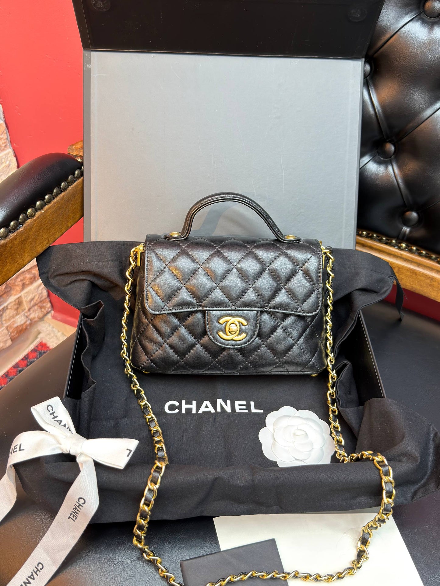 CH-NL +++Eine hochwertige Tasche
