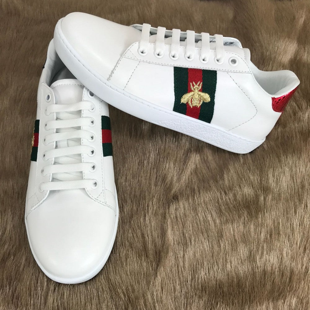 G.G. Neue Turnschuhe
