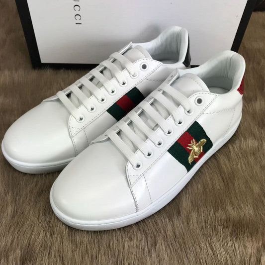 G.G. Neue Turnschuhe