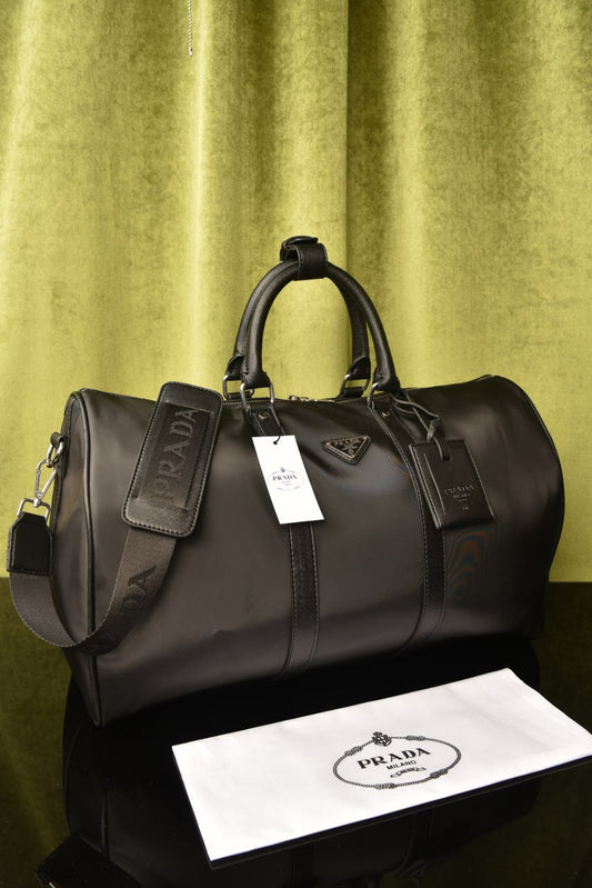 '- Duffel Bag aus Re-Nylon und gebürstetem Leder