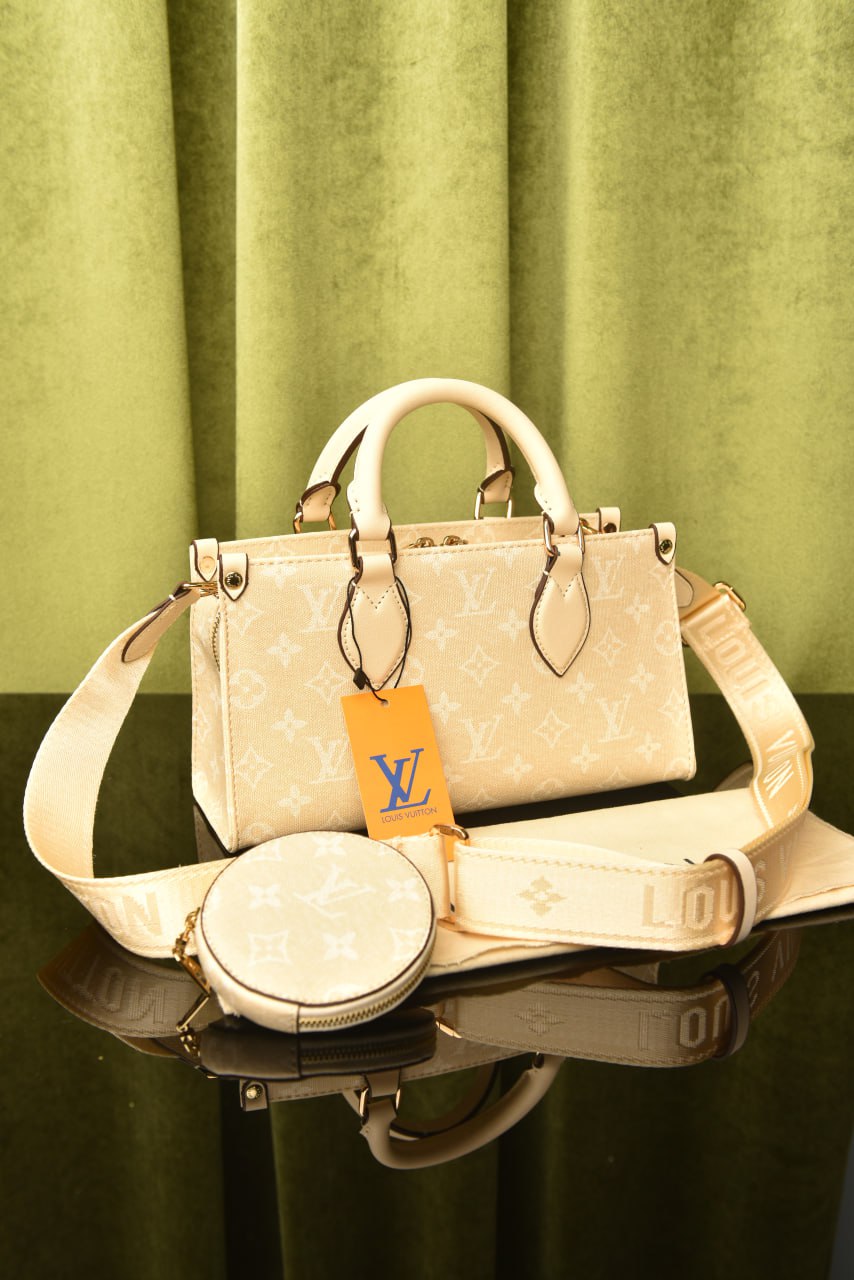 LVS- OnTheGo East West Kette Monogramm
