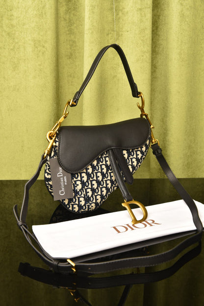 Satteltasche mit Gurt