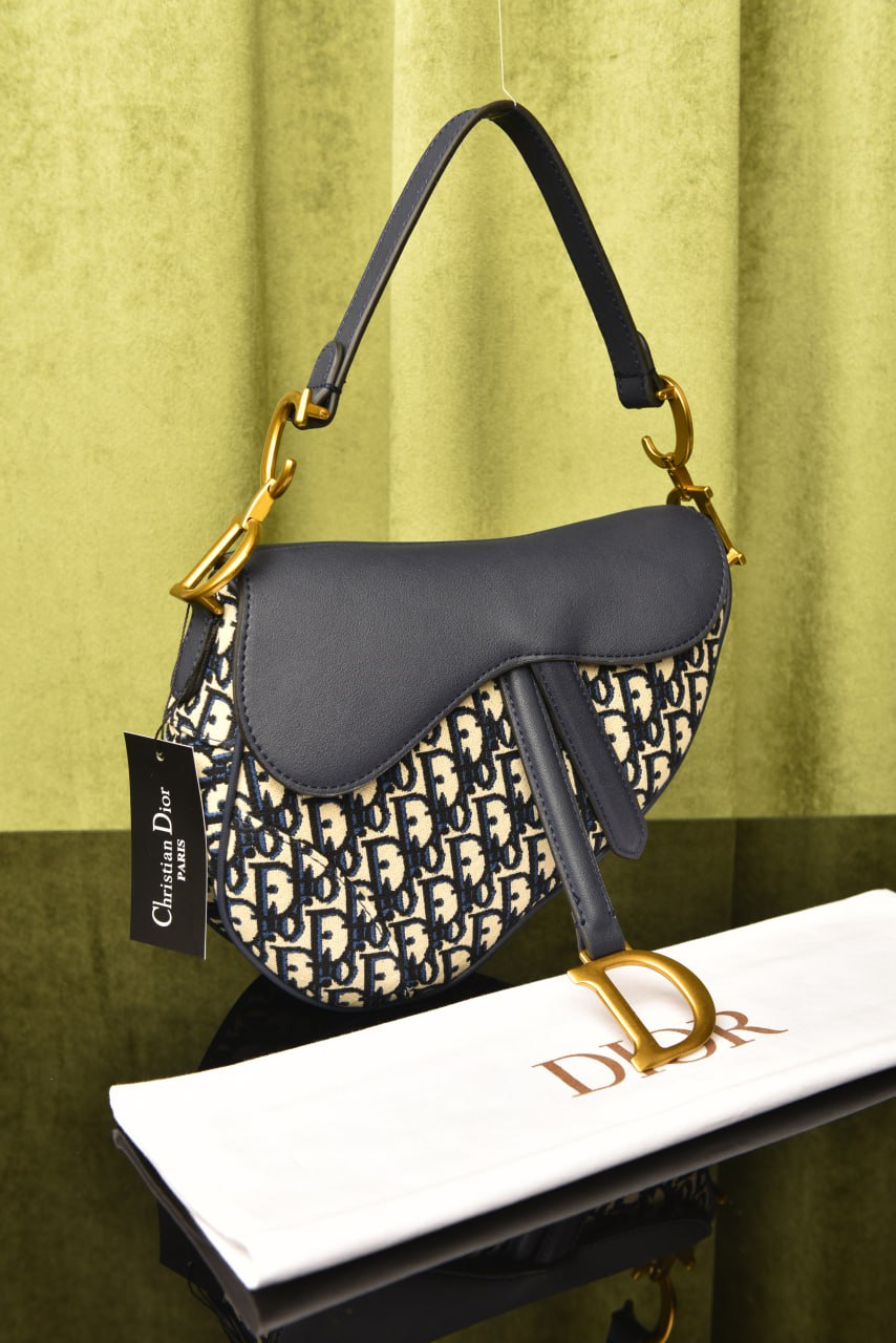Satteltasche mit Gurt