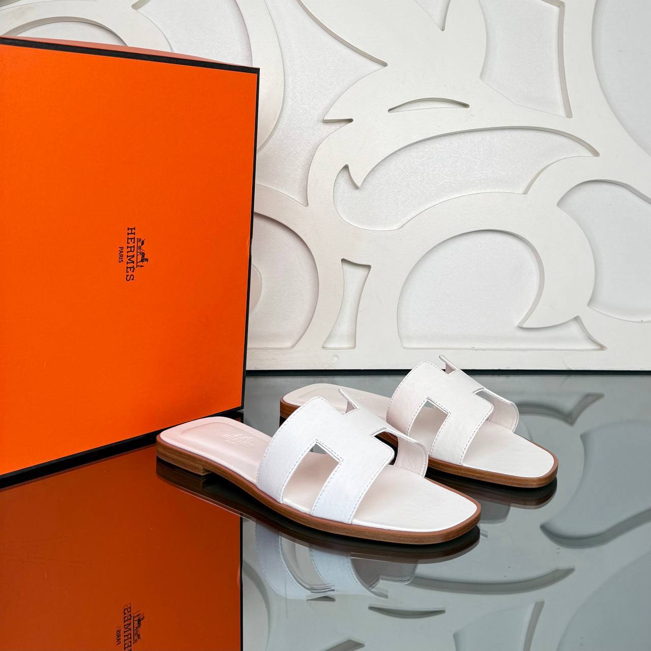 Brkin 35 Taschen- und Hausschuh-Set