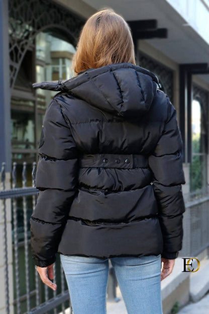M0NCL3R Daunenjacke