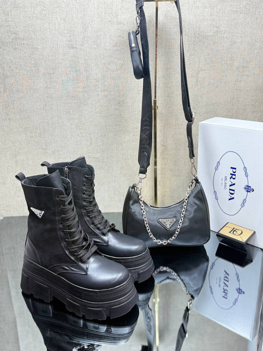 PRD - Taschen und Lederstiefel