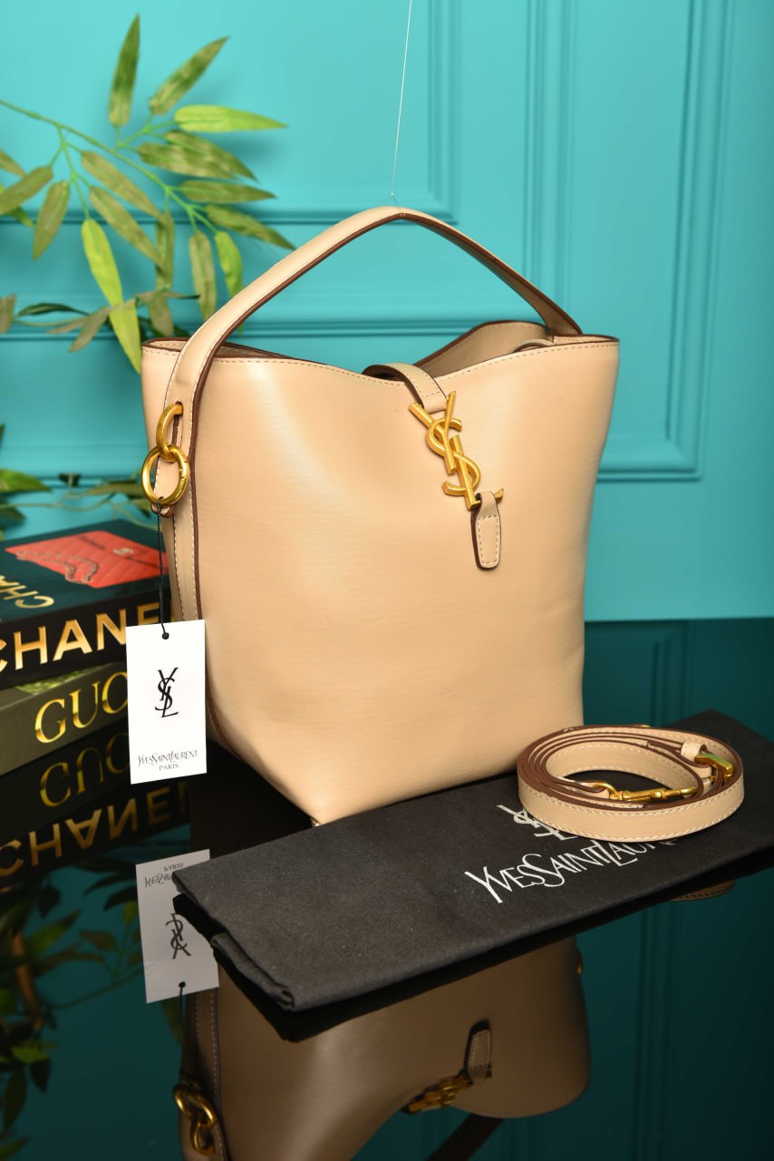 YSI – Die 37 Bucket Bag
