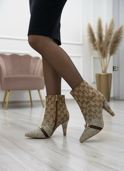 GG Tasche, Stiefel und Geldbörse