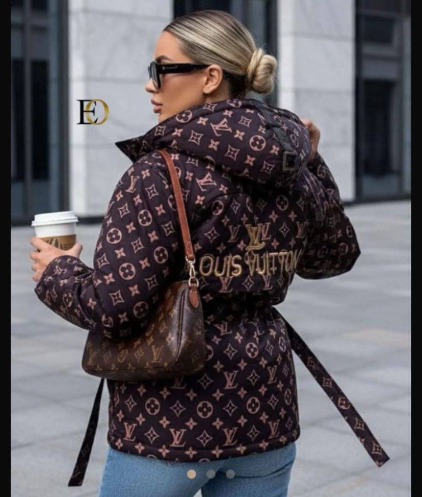 CHNL - L.V. Jacke - FND1 SCHUHE