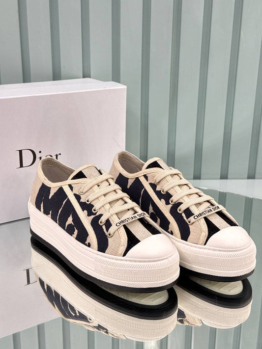 CD-Sneaker