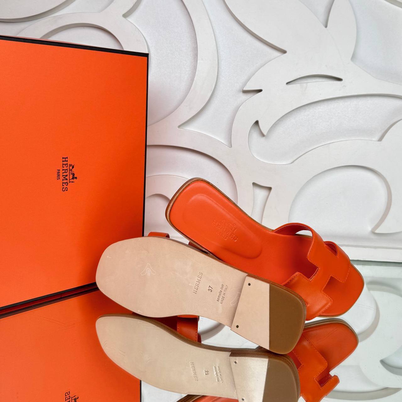 Kelly 22 Tasche und Pantoffel-Set