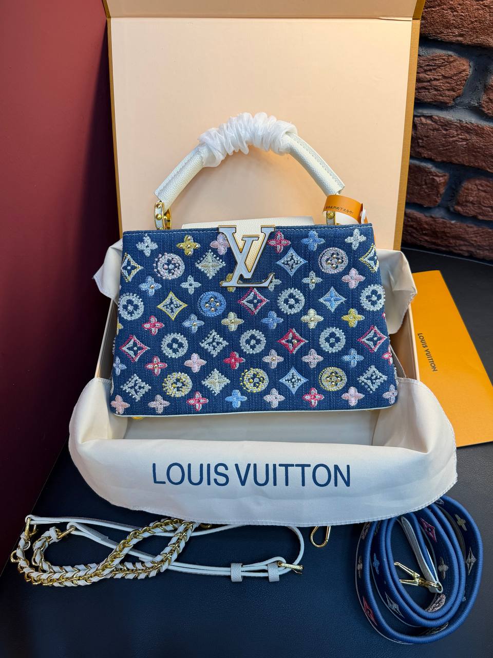 L.V. PREMIUM KOLLEKTION