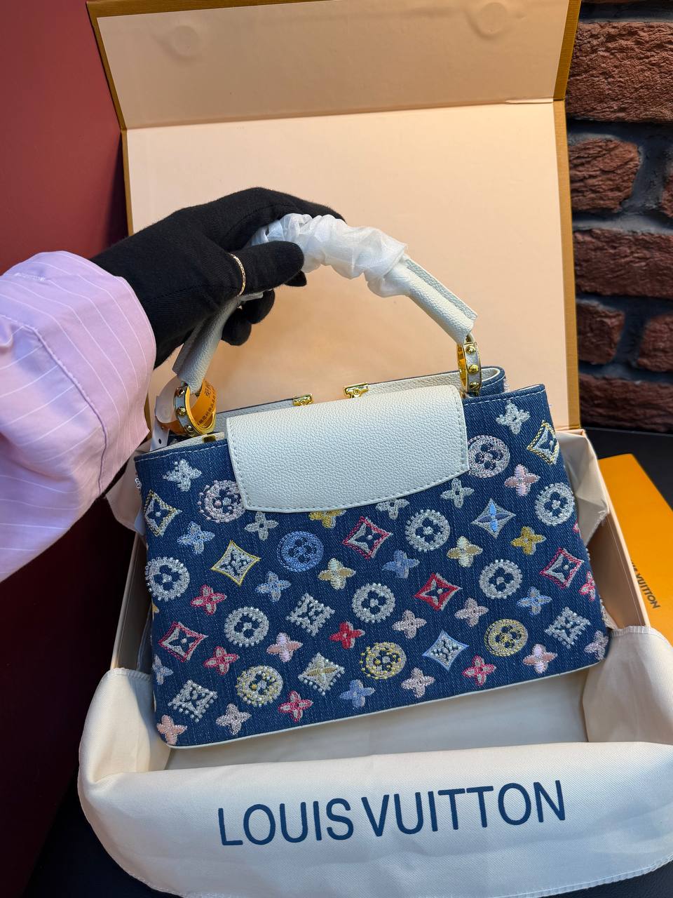 L.V. PREMIUM KOLLEKTION