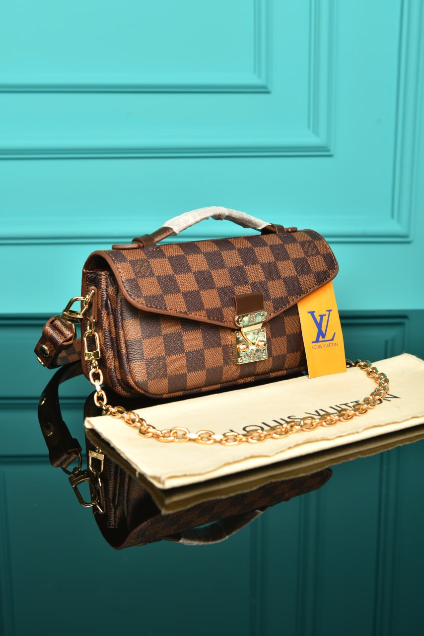 LVS - Pochette Metis East