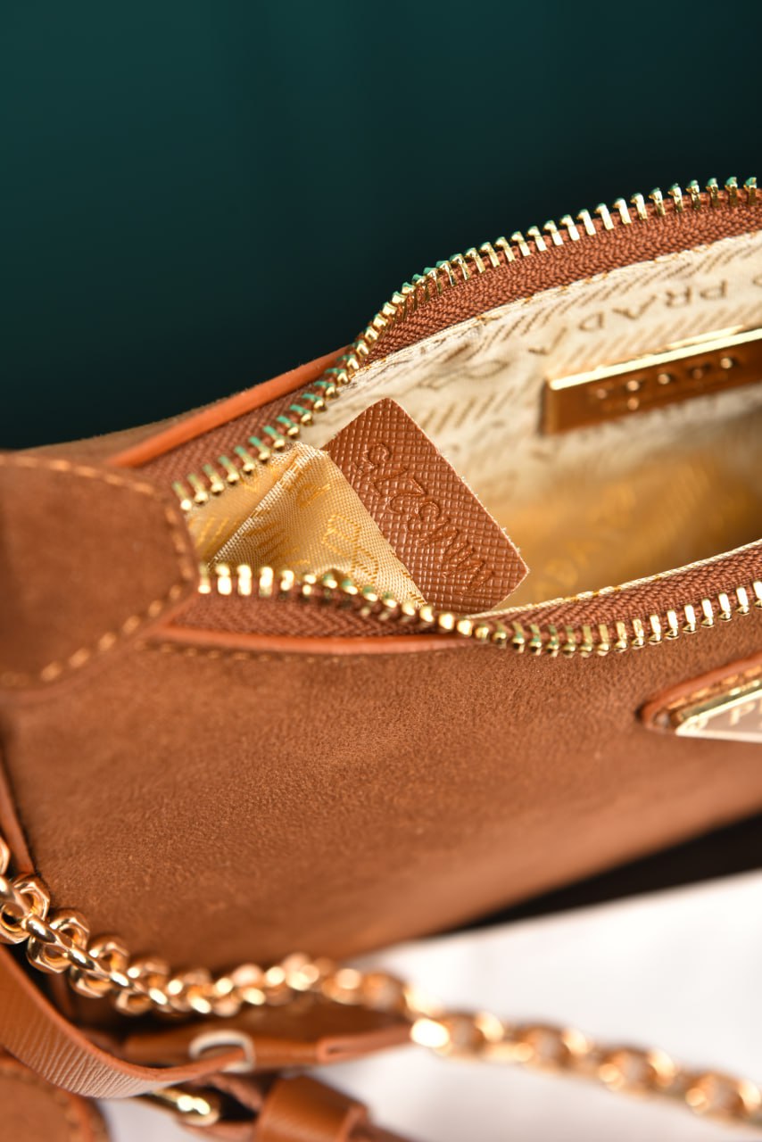 Re-Edition 2005 Saffiano-Lederhandtasche