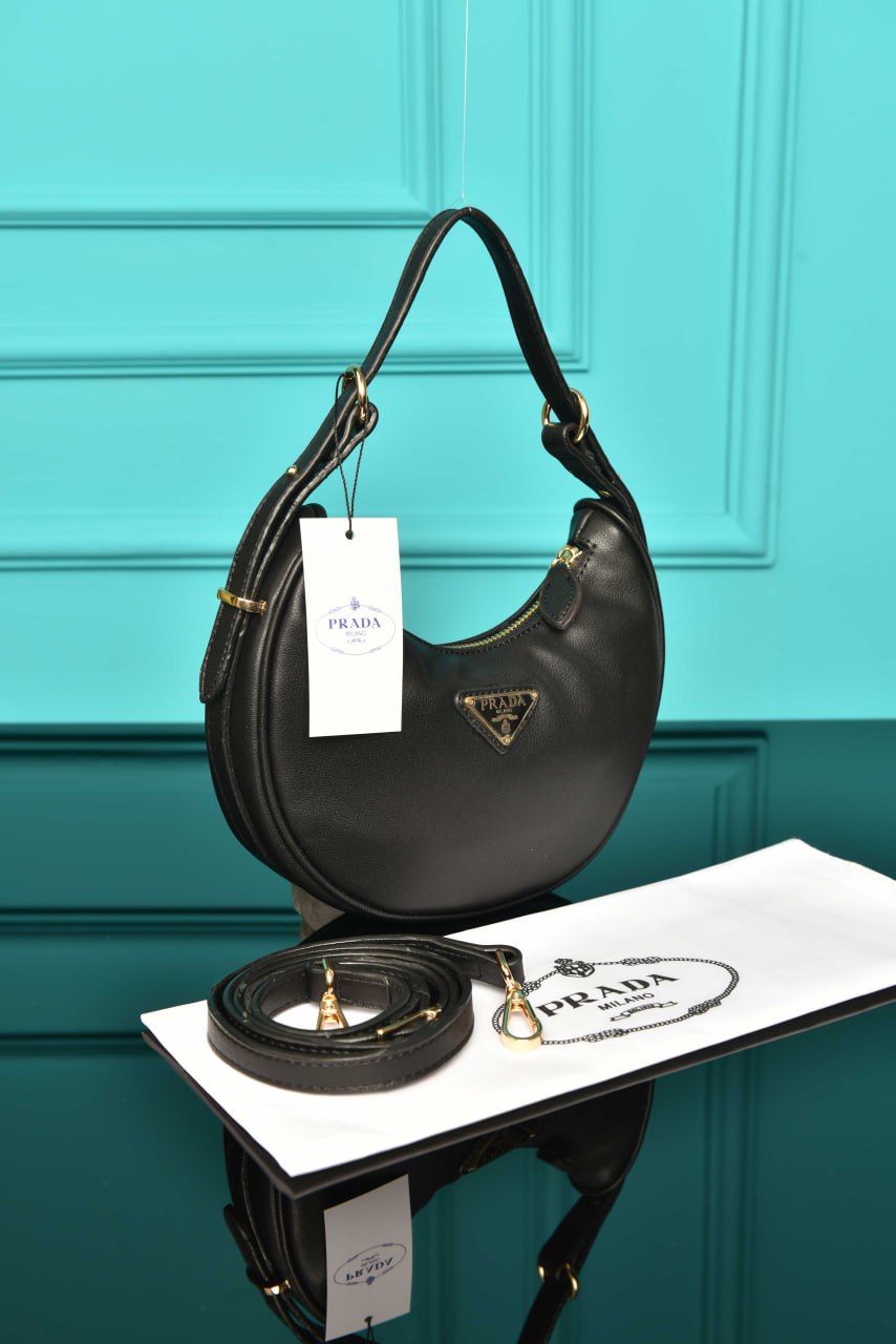 Arque kleine Leder-Schultertasche