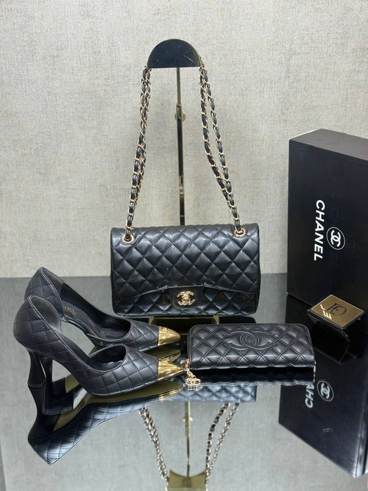 SCHUHE - TASCHE - GELDBÖRSE KOMBINIEREN