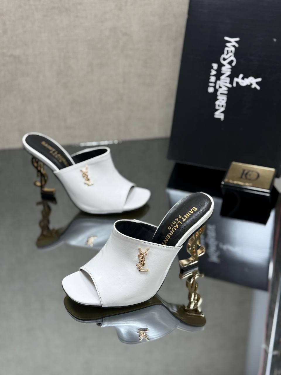 Tasche und Schuhe
