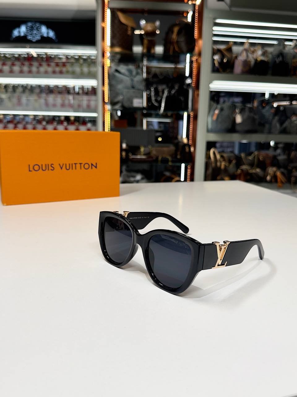 L.V. Sonnenbrille