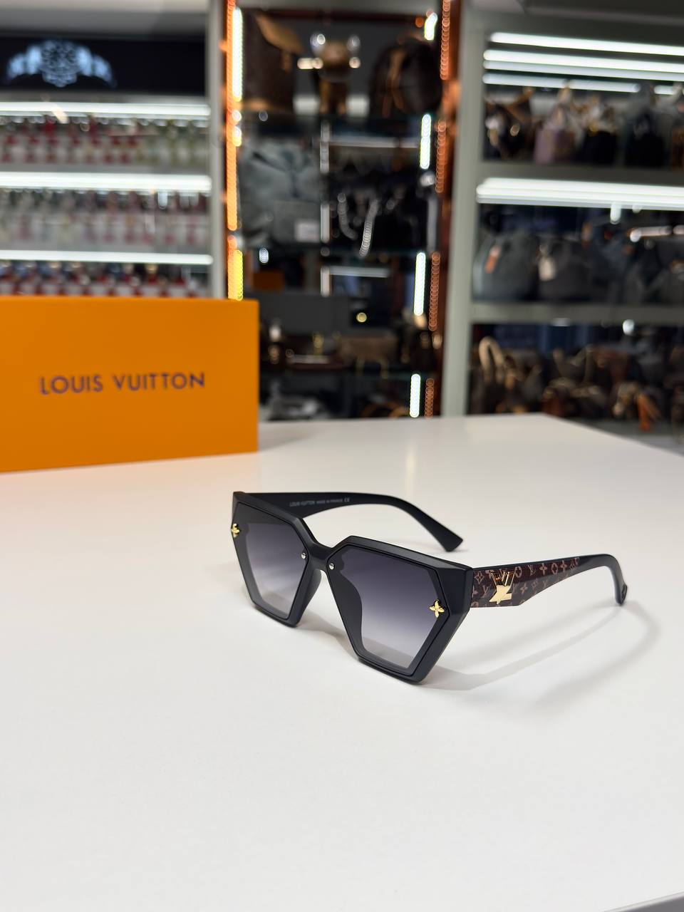 L.V. Sonnenbrille