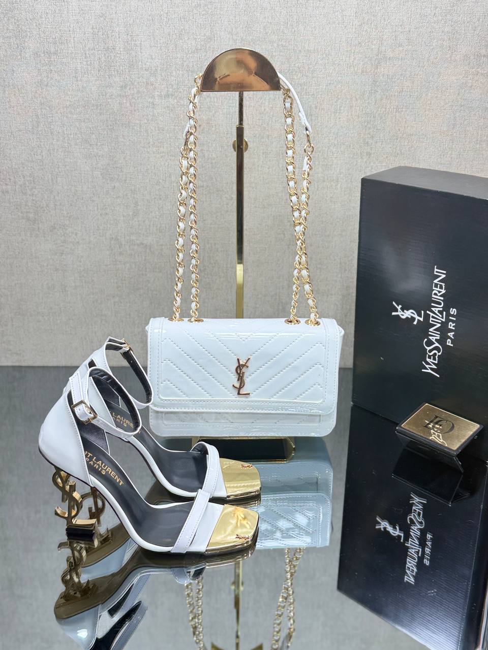 Tasche und Schuhe