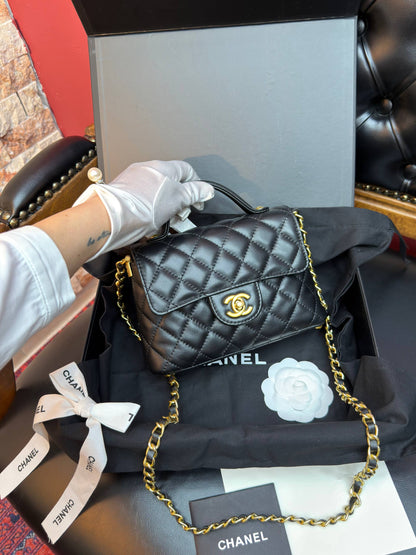 CH-NL +++Eine hochwertige Tasche